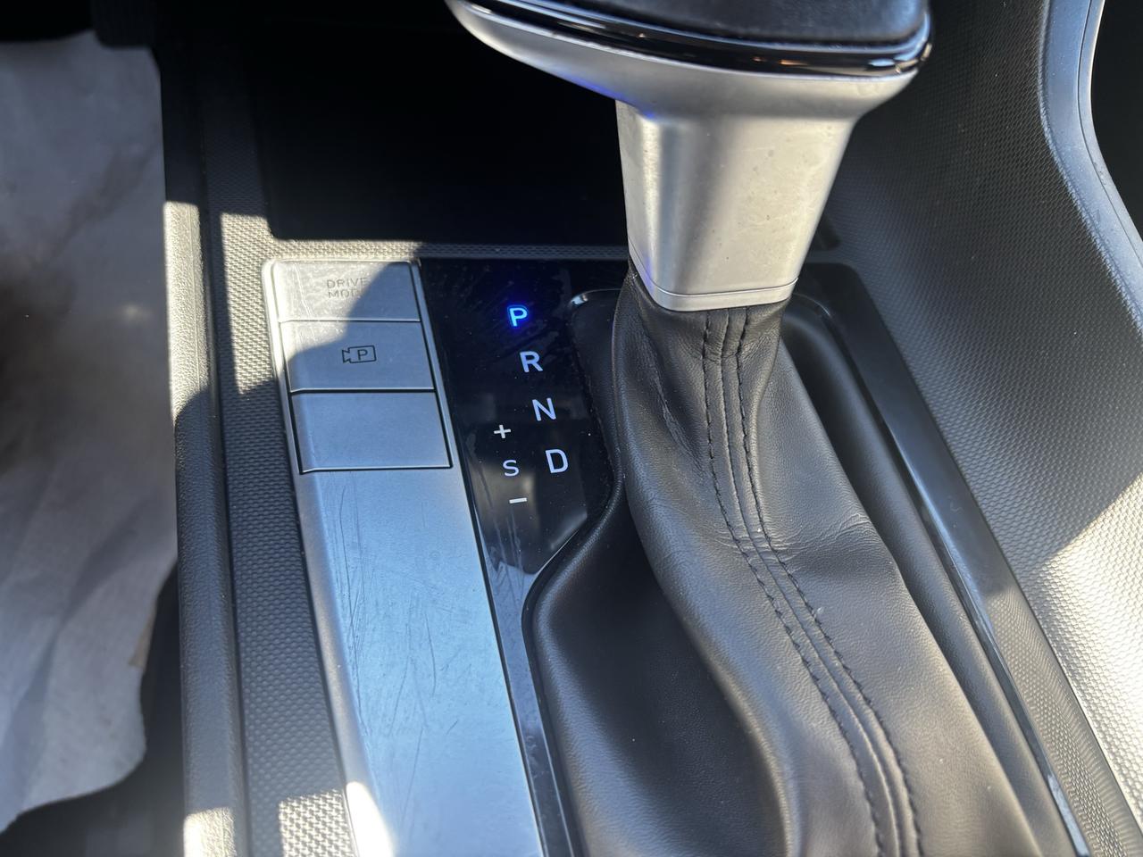 2024 Hyundai Elantra Preferred, Lane Departure Alert, Remote Starter Photo