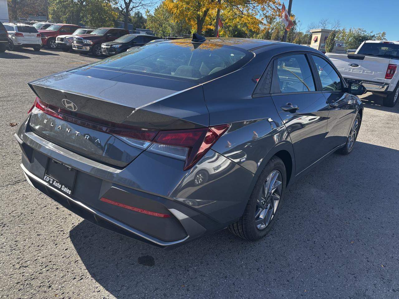 2024 Hyundai Elantra Preferred, Lane Departure Alert, Remote Starter Photo
