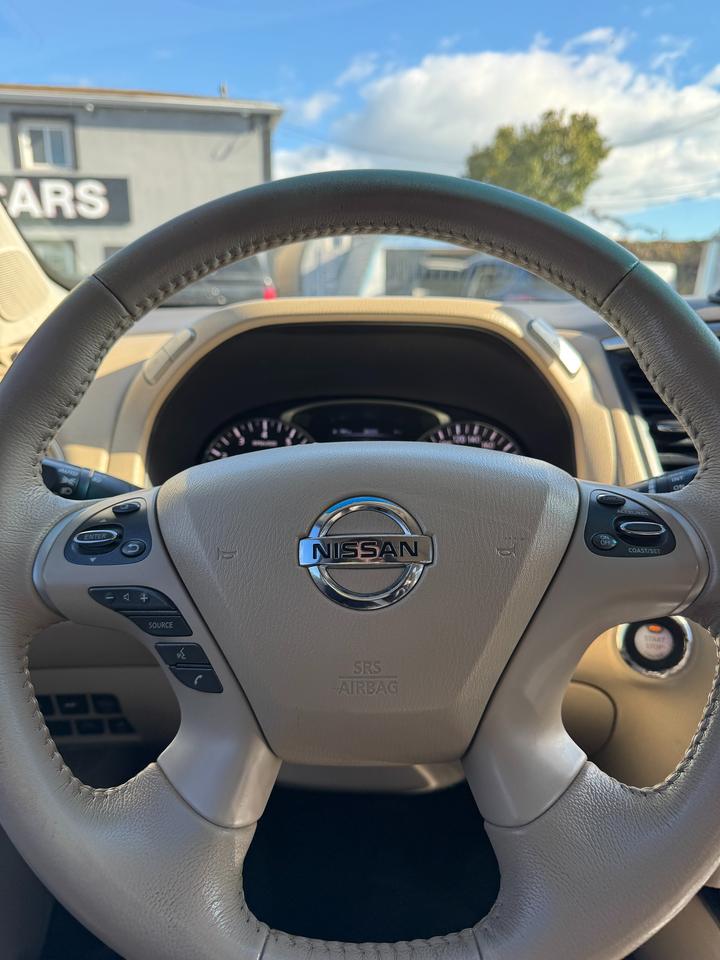2014 Nissan Pathfinder 4WD Platinum | CERTIFIED Photo