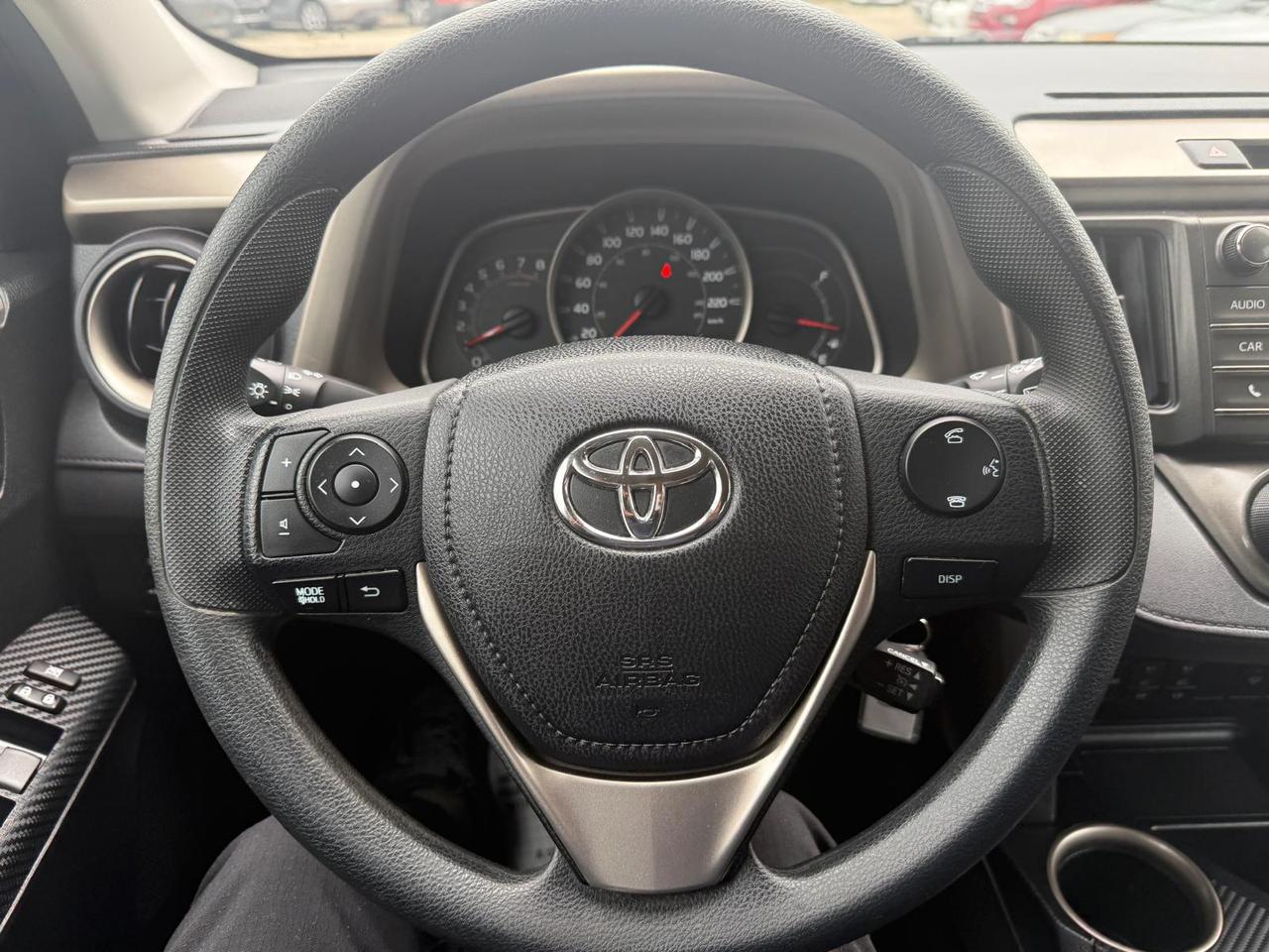 2015 Toyota RAV4 LE / ONE OWNER / HTD SEATS / REAR CAM / BLUETOOTH Photo