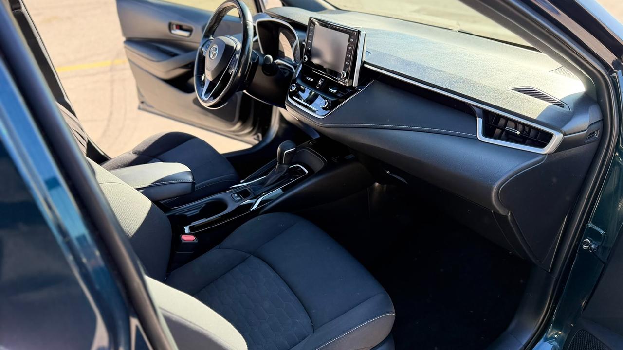 2019 Toyota Corolla SE CVT Photo