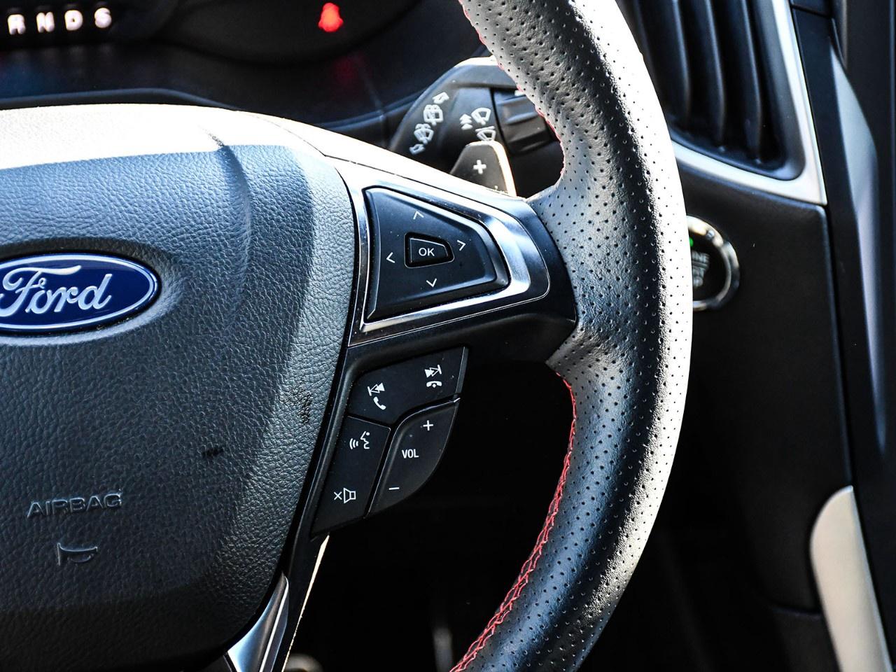 2024 Ford Edge ST Line AWD Photo