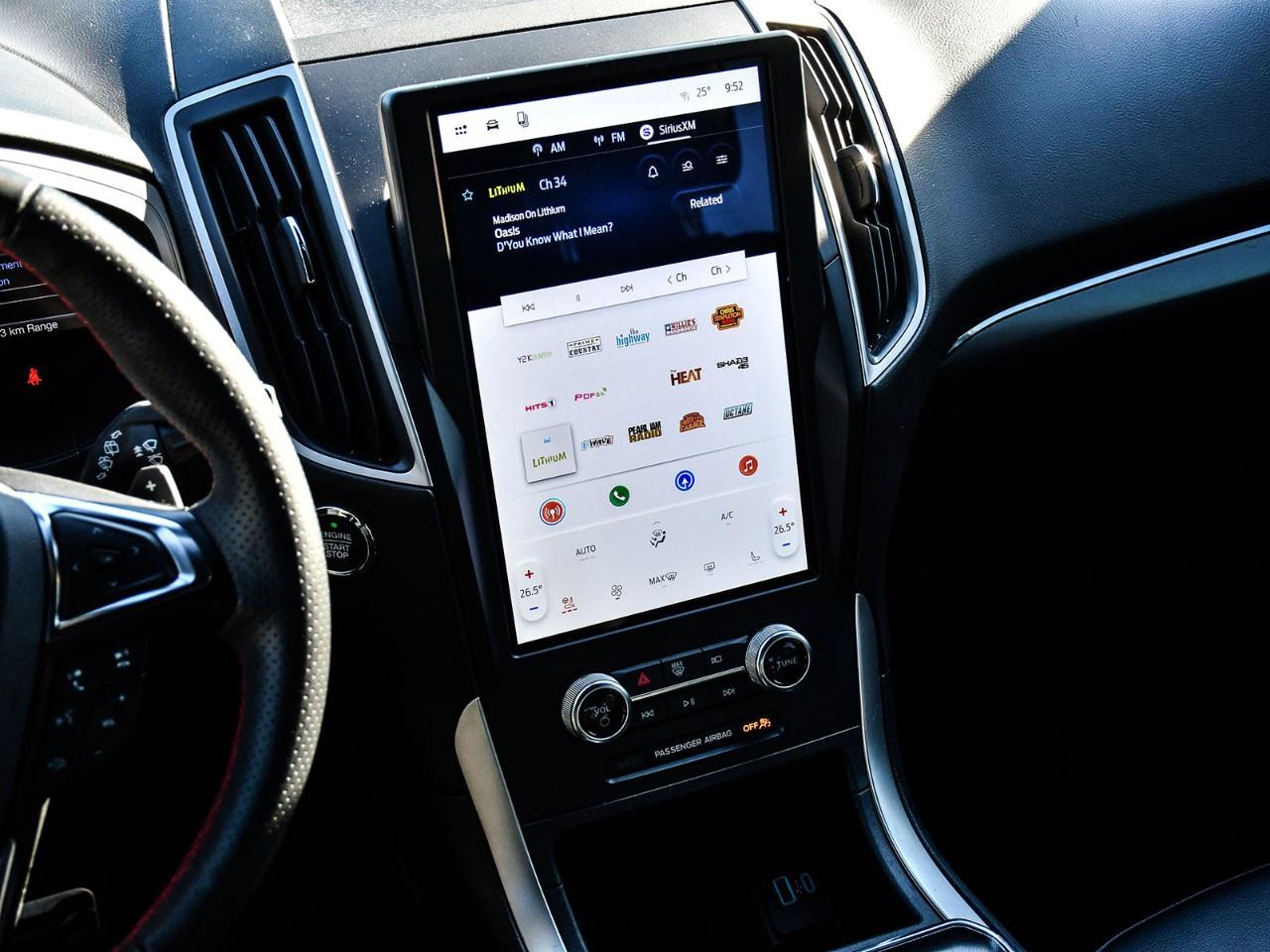 2024 Ford Edge ST Line AWD Photo