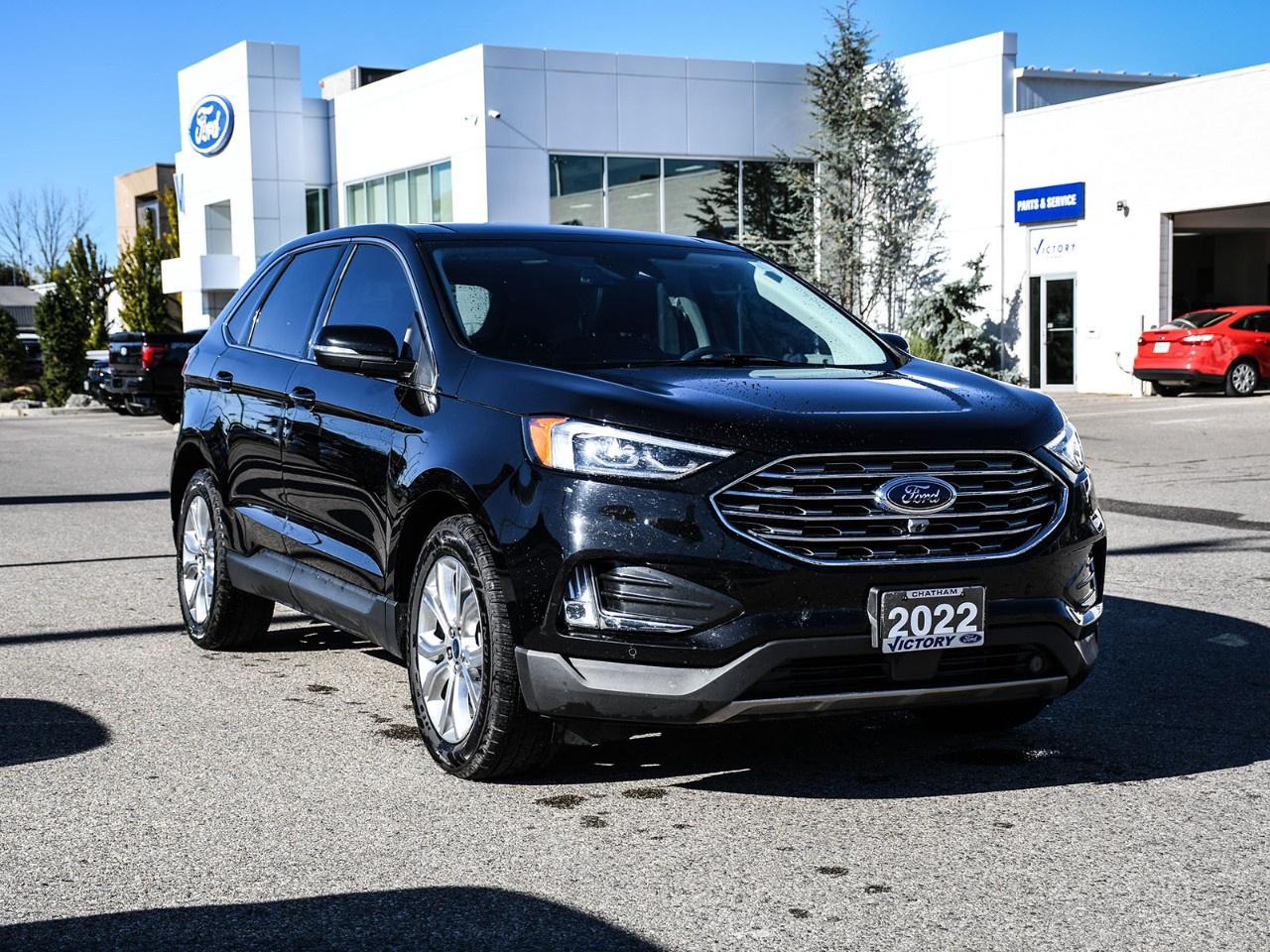 2022 Ford Edge Titanium AWD Photo