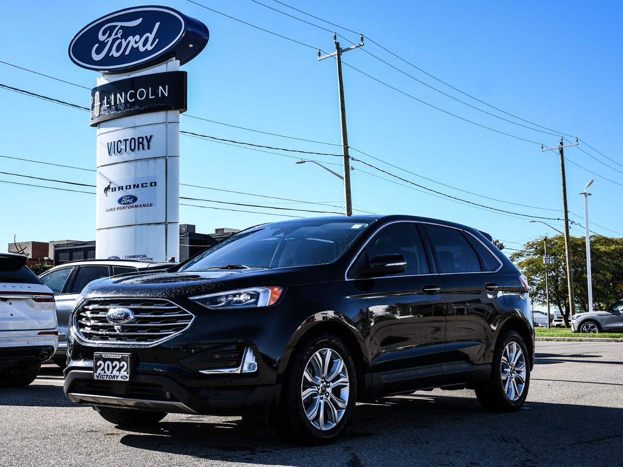 2022 Ford Edge Titanium AWD Photo0