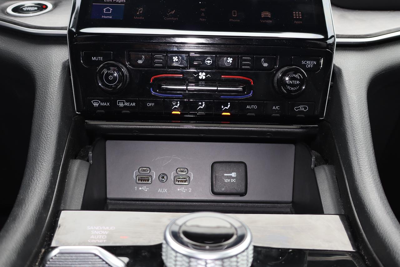 2024 Jeep Cherokee Limited 4X4 Photo