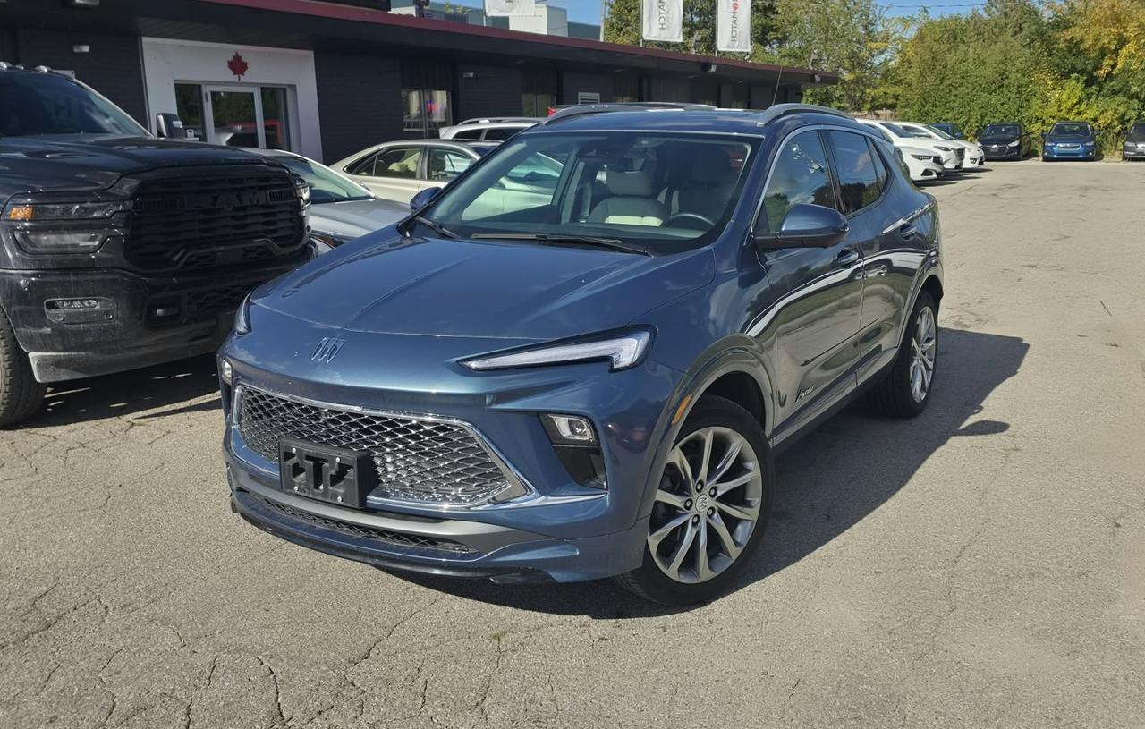 2025 Buick Encore GX AVENIR / NO ACCIDENTS / AWD / PANO ROOF / LEATHER - Photo #1
