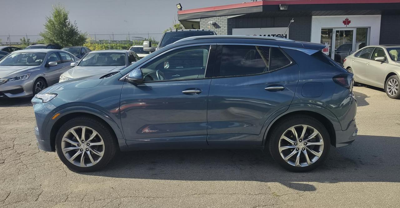 2025 Buick Encore GX AVENIR / NO ACCIDENTS / AWD / PANO ROOF / LEATHER Photo1