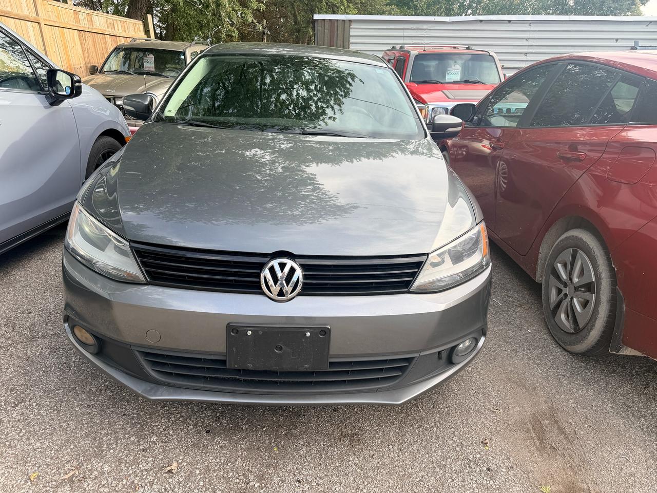2013 Volkswagen Jetta 4dr 2.0L Auto Comfortline Photo0