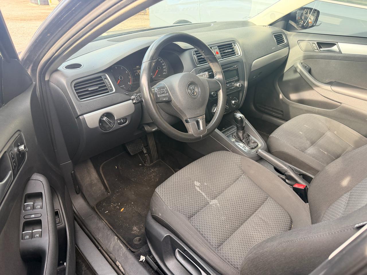2013 Volkswagen Jetta 4dr 2.0L Auto Comfortline Photo