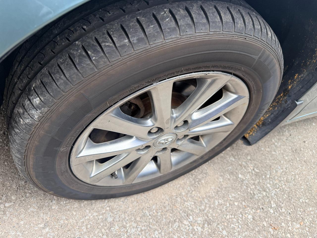 2011 Toyota Camry Hybrid xl Photo3