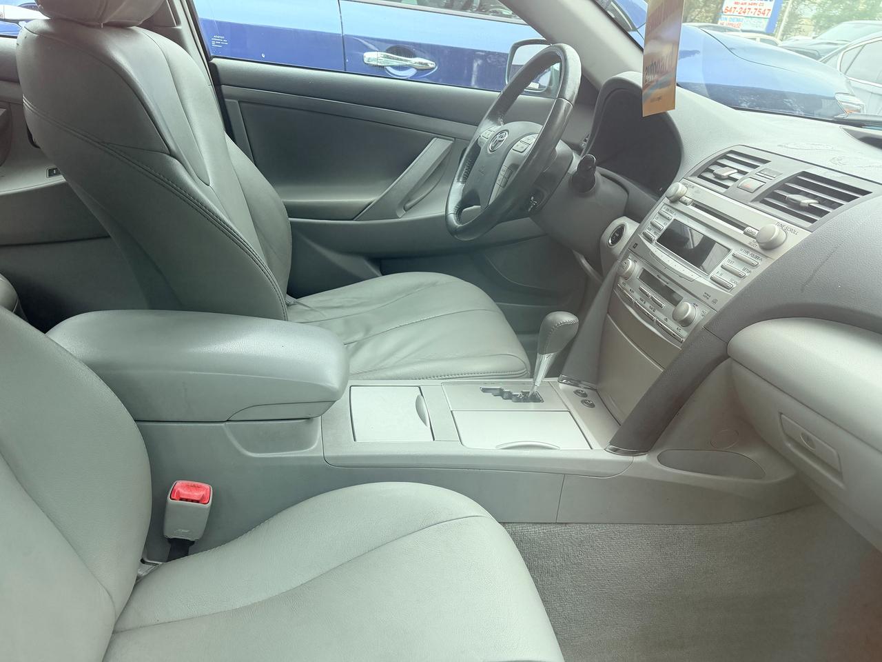 2011 Toyota Camry Hybrid xl Photo