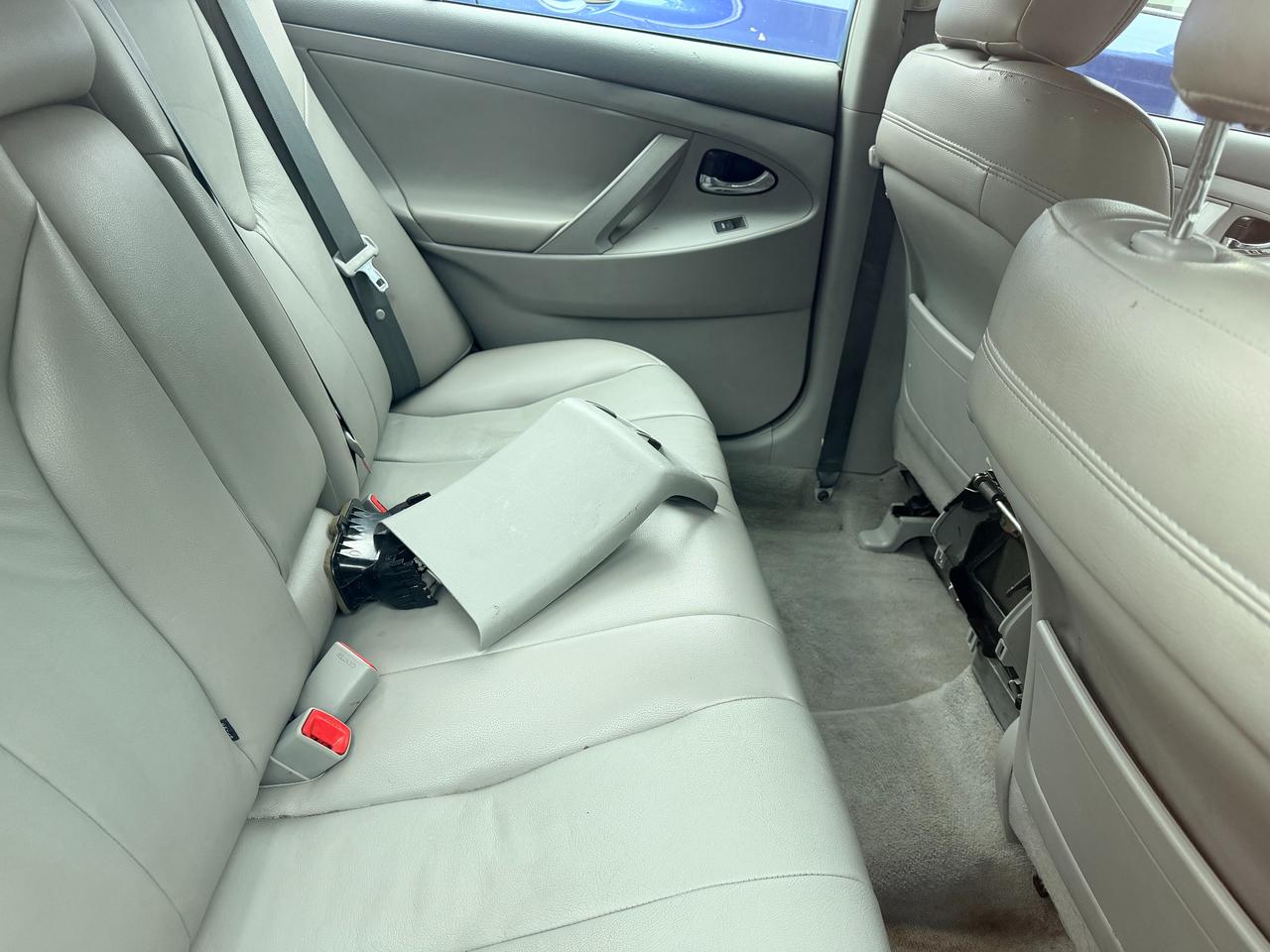 2011 Toyota Camry Hybrid xl Photo