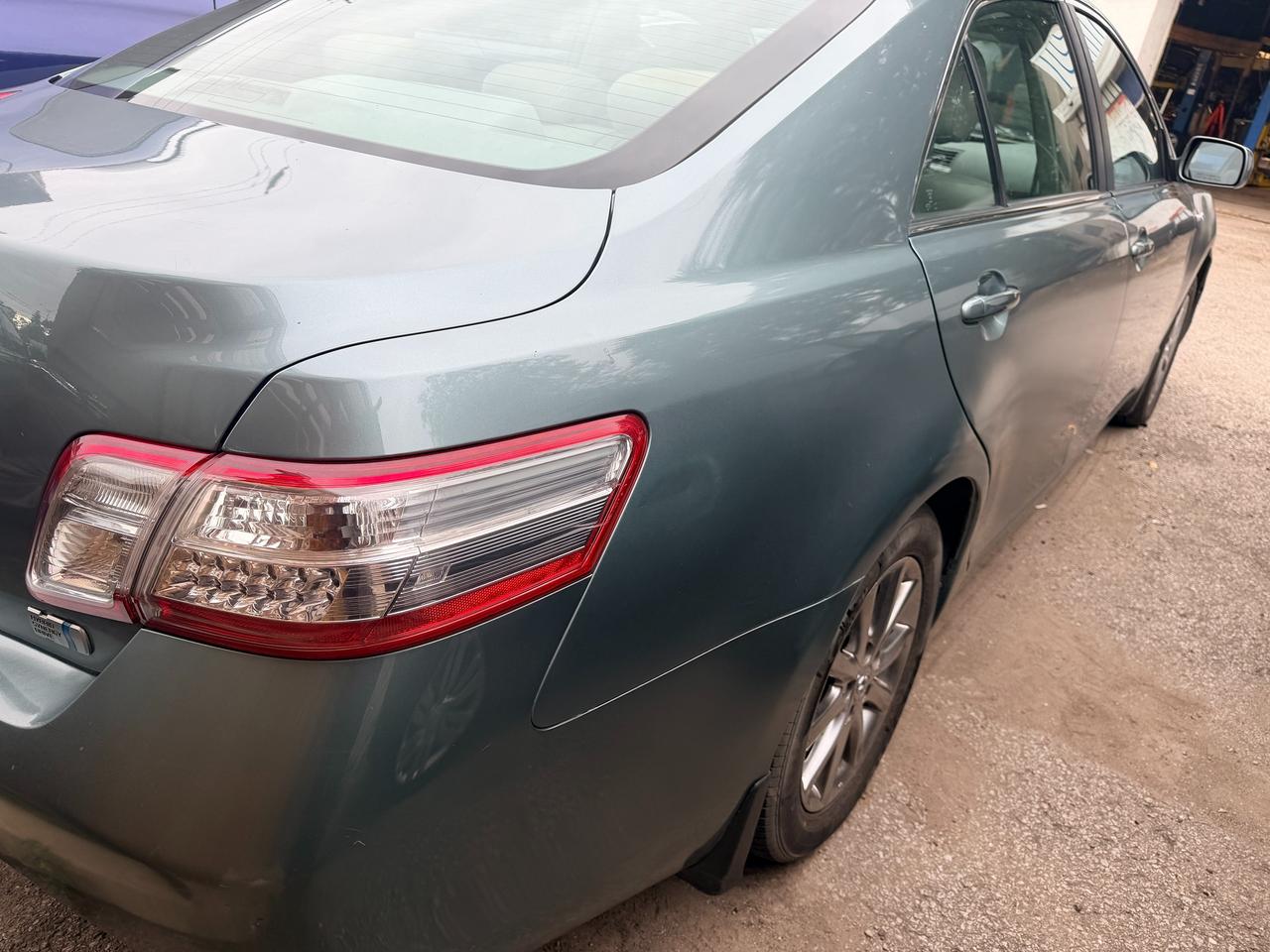 2011 Toyota Camry Hybrid xl Photo