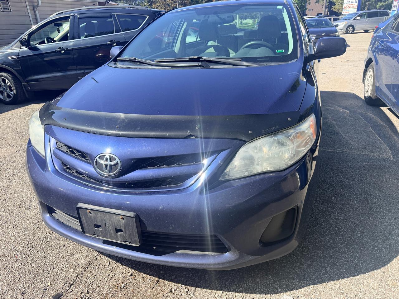 2012 Toyota Corolla LE Photo