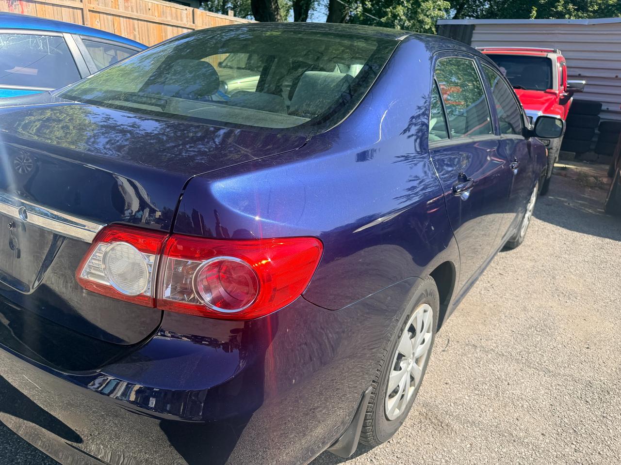 2012 Toyota Corolla LE Photo