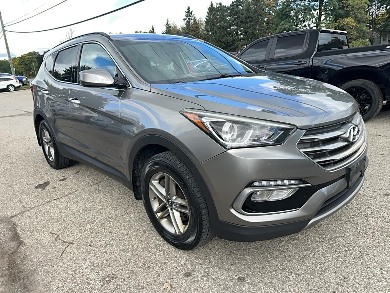 2017 Hyundai Santa Fe Sport SPORT Photo4