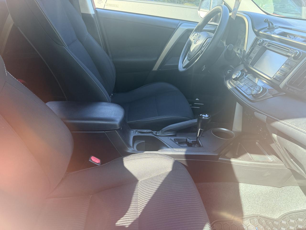 2013 Toyota RAV4 FWD 4dr XLE Photo