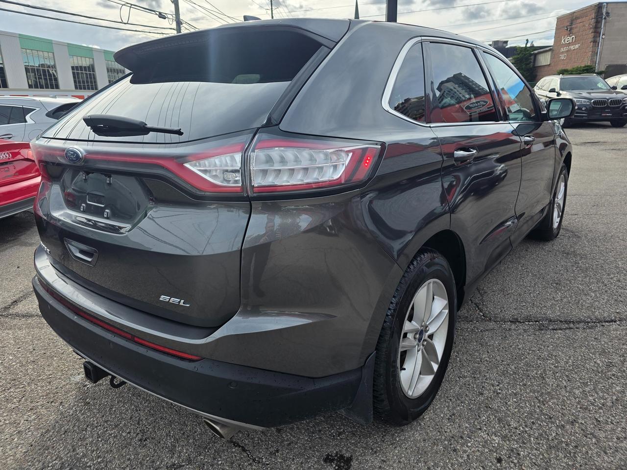 2017 Ford Edge SEL Photo