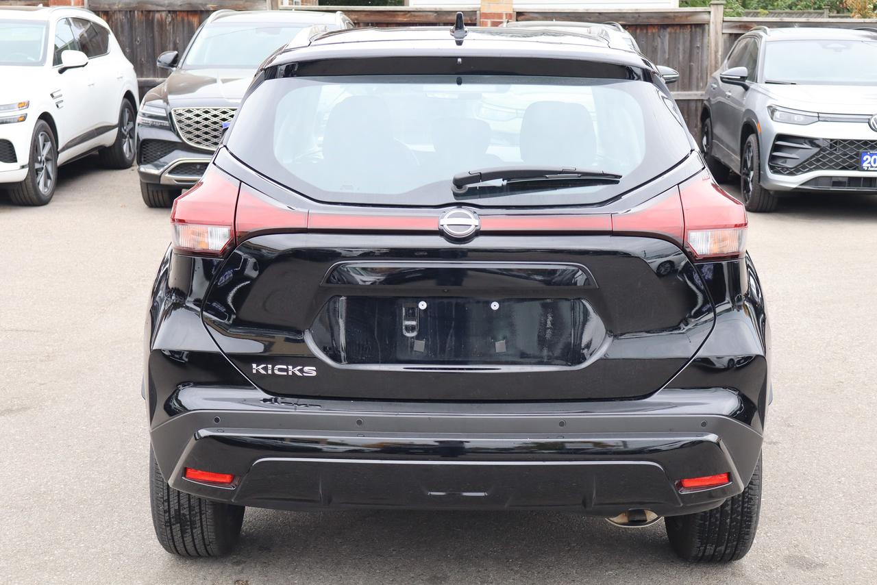 2025 Nissan Kicks SV FWD Photo4