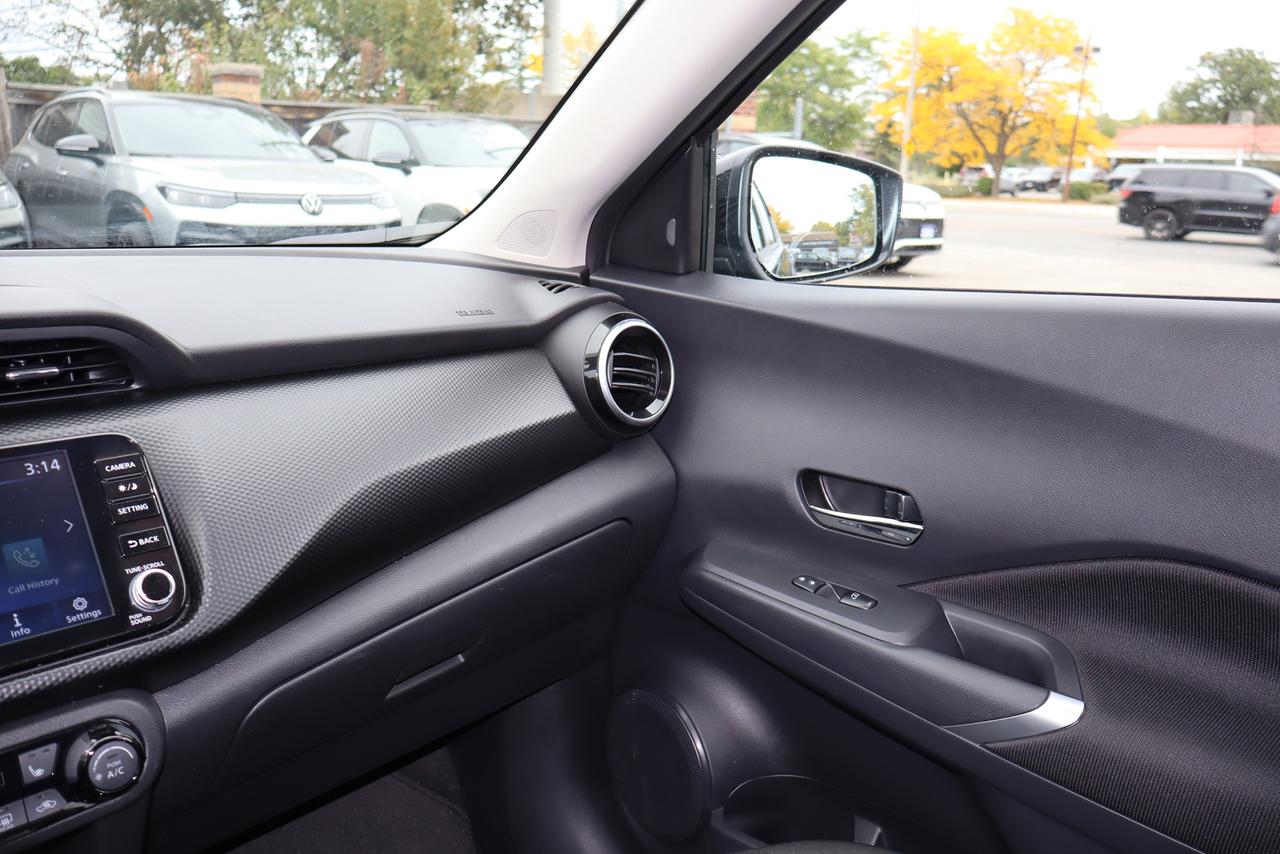 2025 Nissan Kicks SV FWD Photo