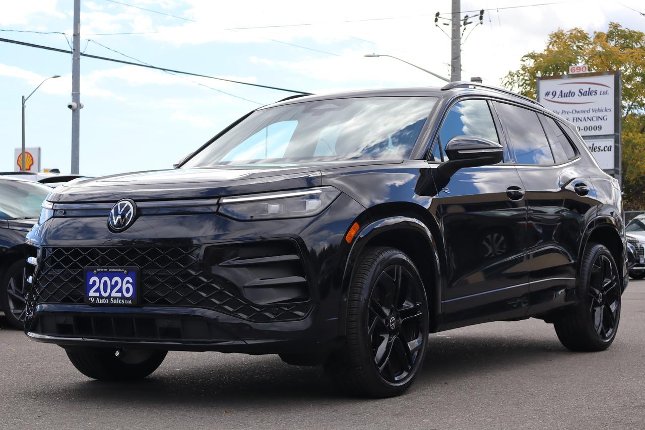 2026 Volkswagen Tiguan Comfortline R-Line Black Edition 4MOTION Photo