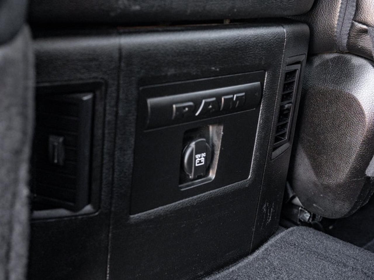 2021 RAM 1500 Classic WARLOCK Photo