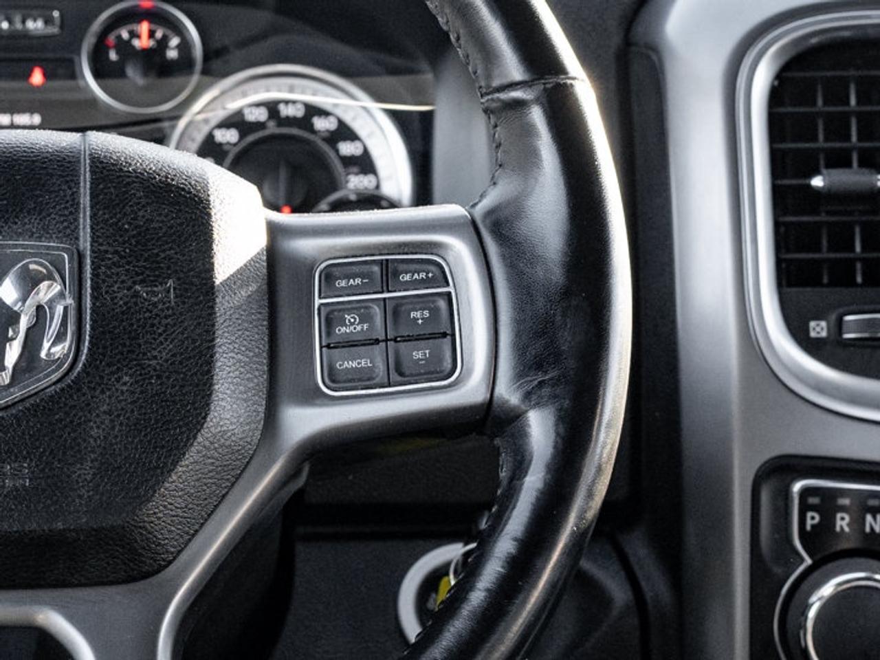 2021 RAM 1500 Classic WARLOCK Photo