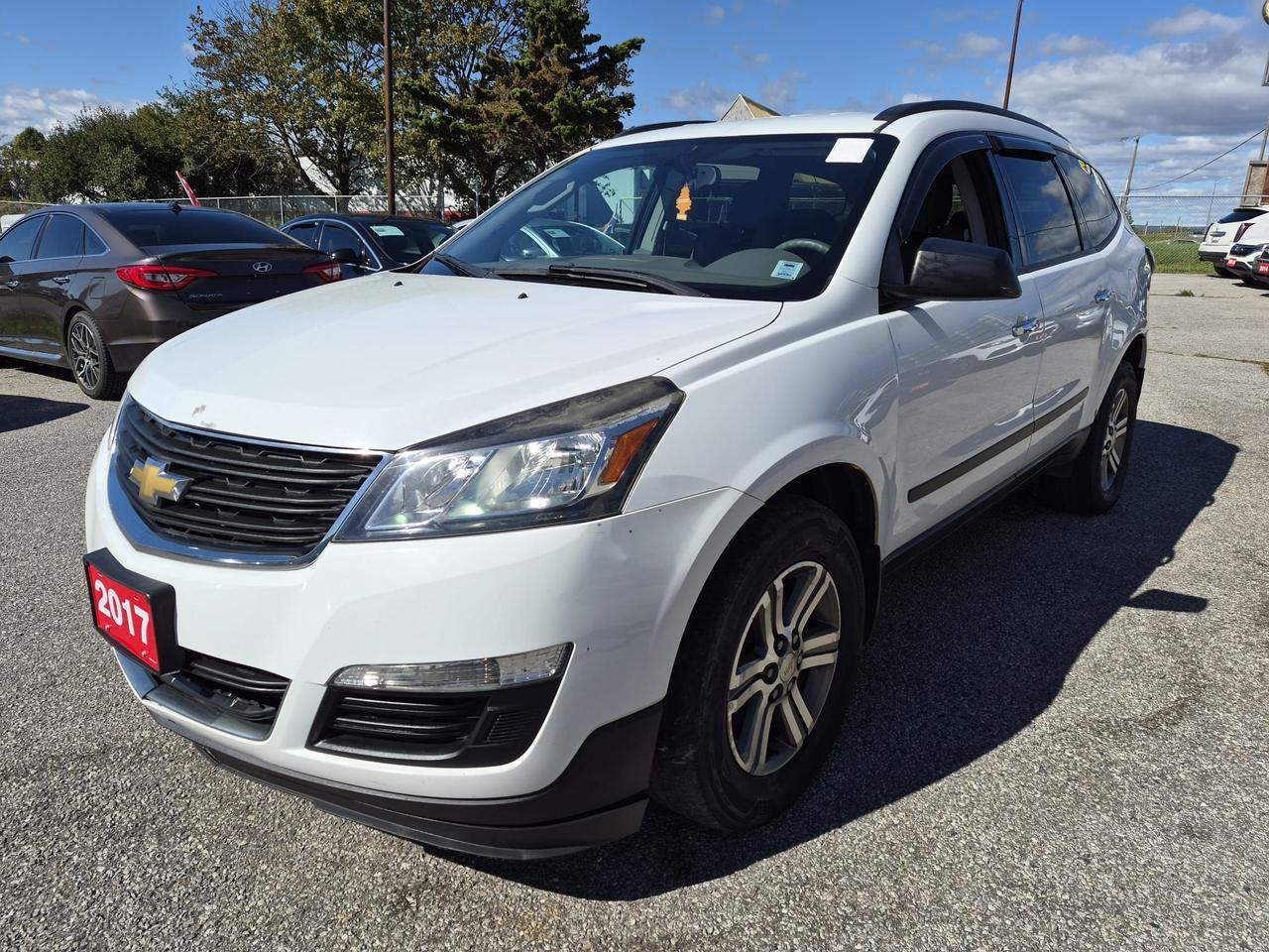 2017 Chevrolet Traverse AWD 4dr LS Photo