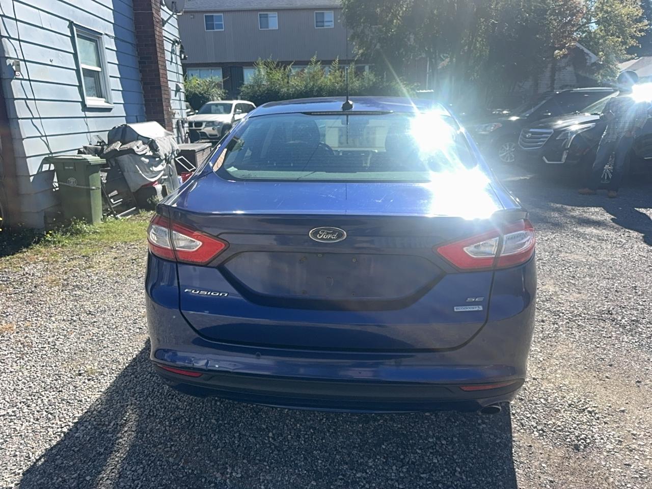 2013 Ford Fusion SE Photo3