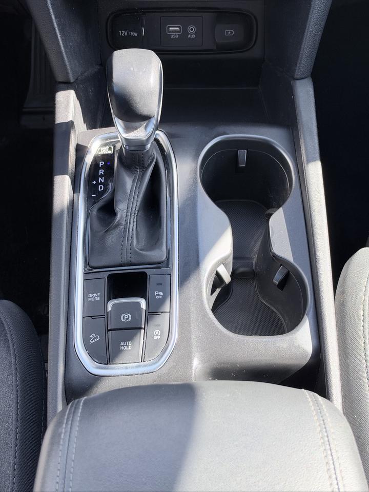 2020 Hyundai Santa Fe 2.4L Preferred AWD Photo