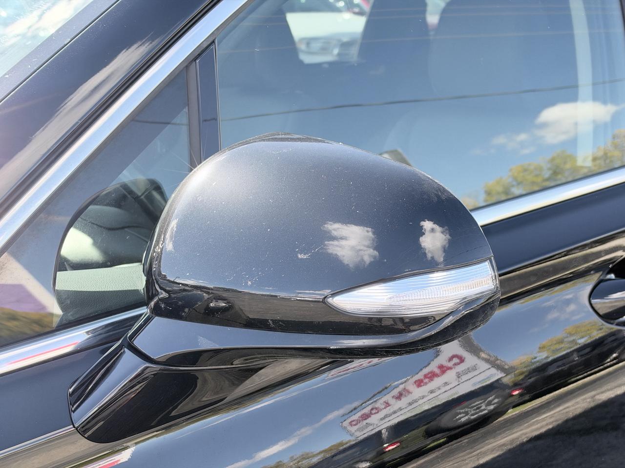 2020 Hyundai Santa Fe 2.4L Preferred AWD Photo