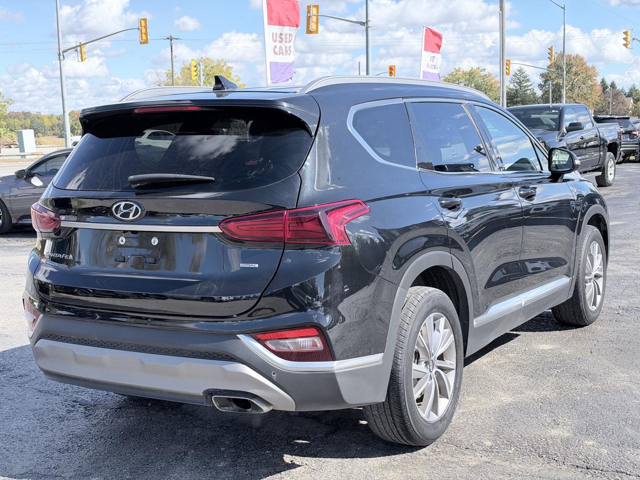 2020 Hyundai Santa Fe 2.4L Preferred AWD Photo