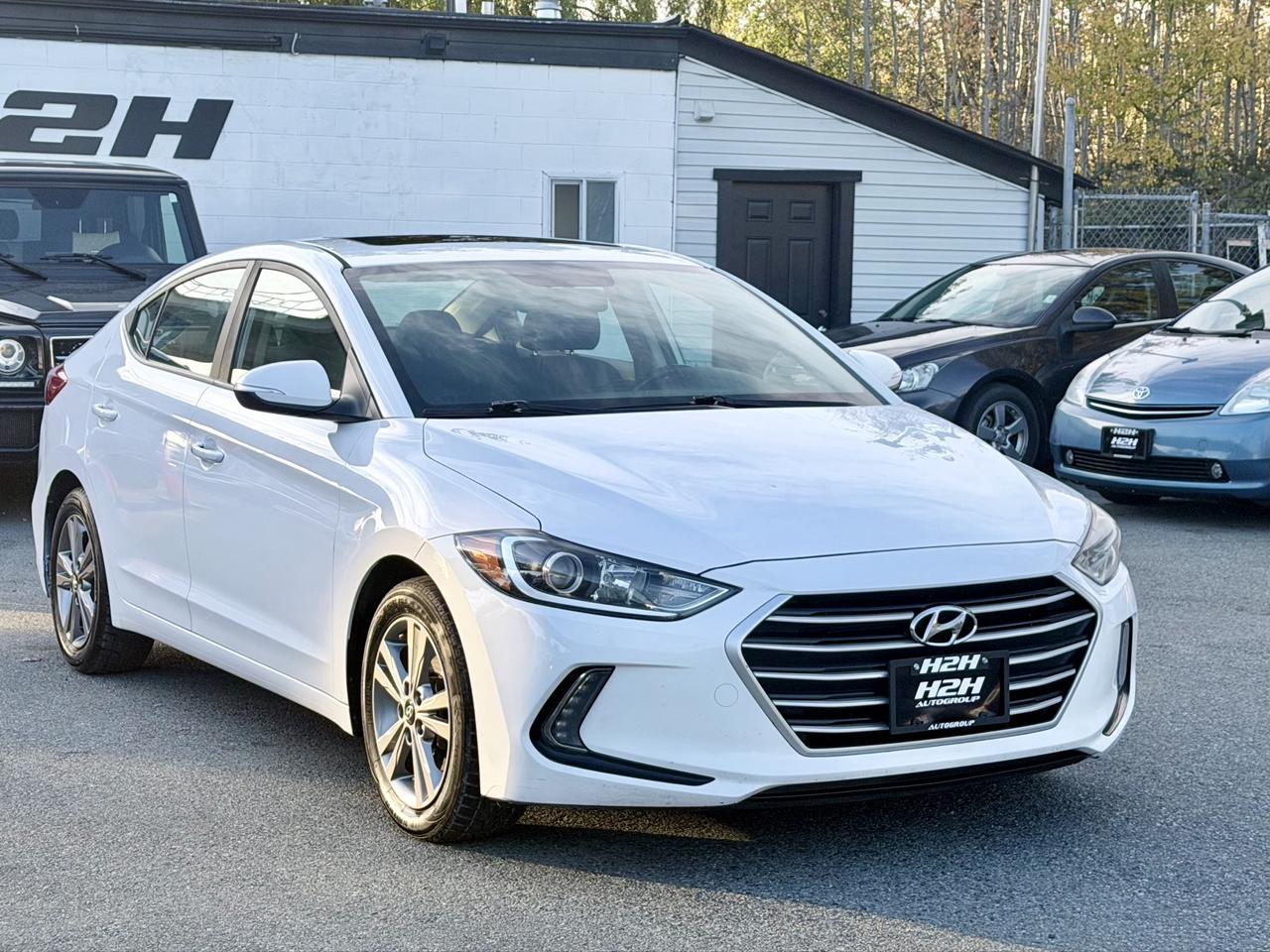 2018 Hyundai Elantra FINANCING AVAILABLE Photo4
