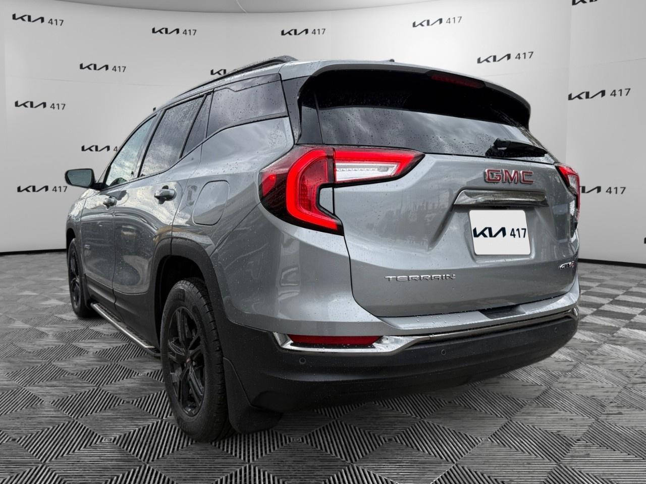 2024 GMC Terrain AWD AT4 Photo