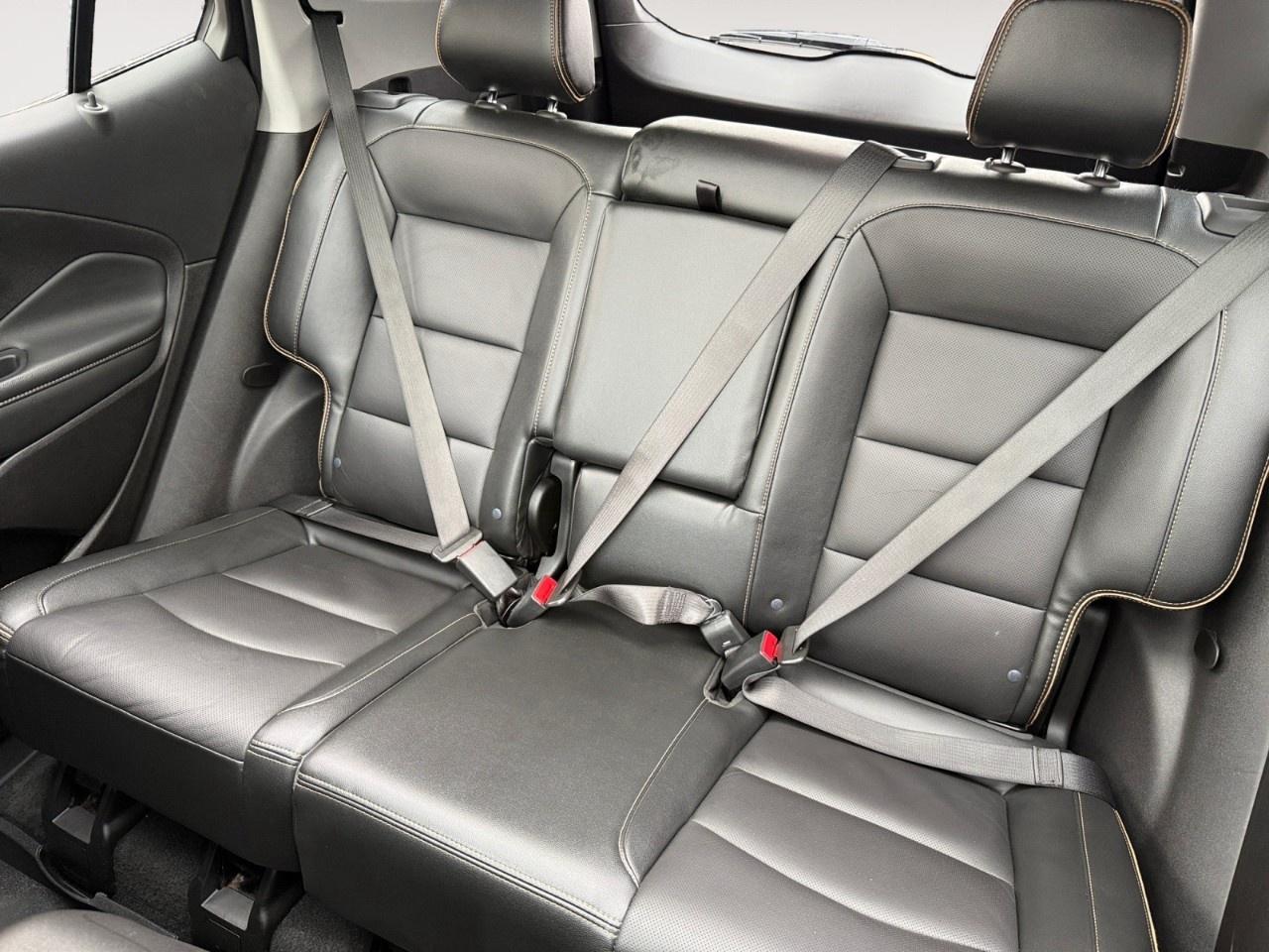2024 GMC Terrain AWD AT4 Photo