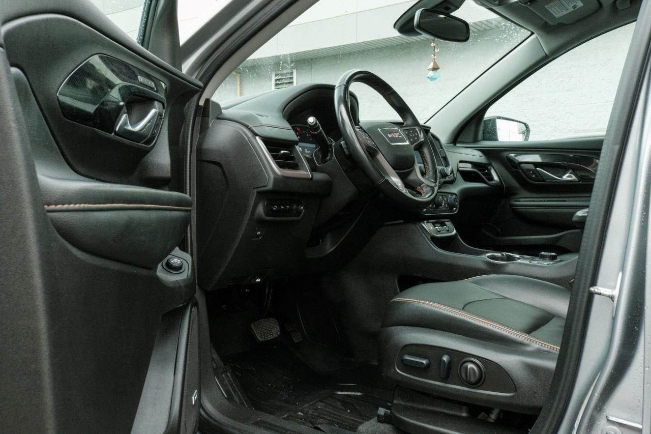 2024 GMC Terrain AWD AT4 Photo