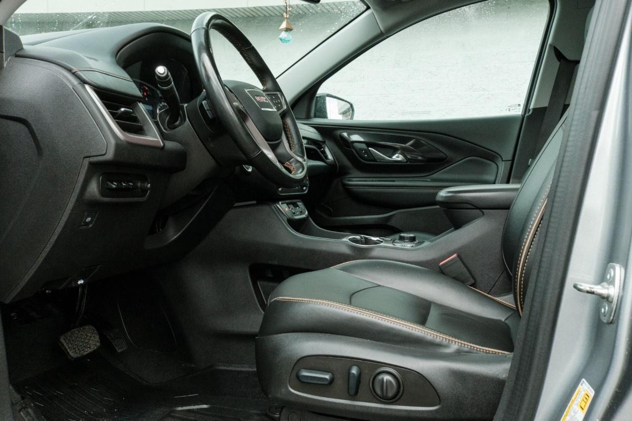 2024 GMC Terrain AWD AT4 Photo