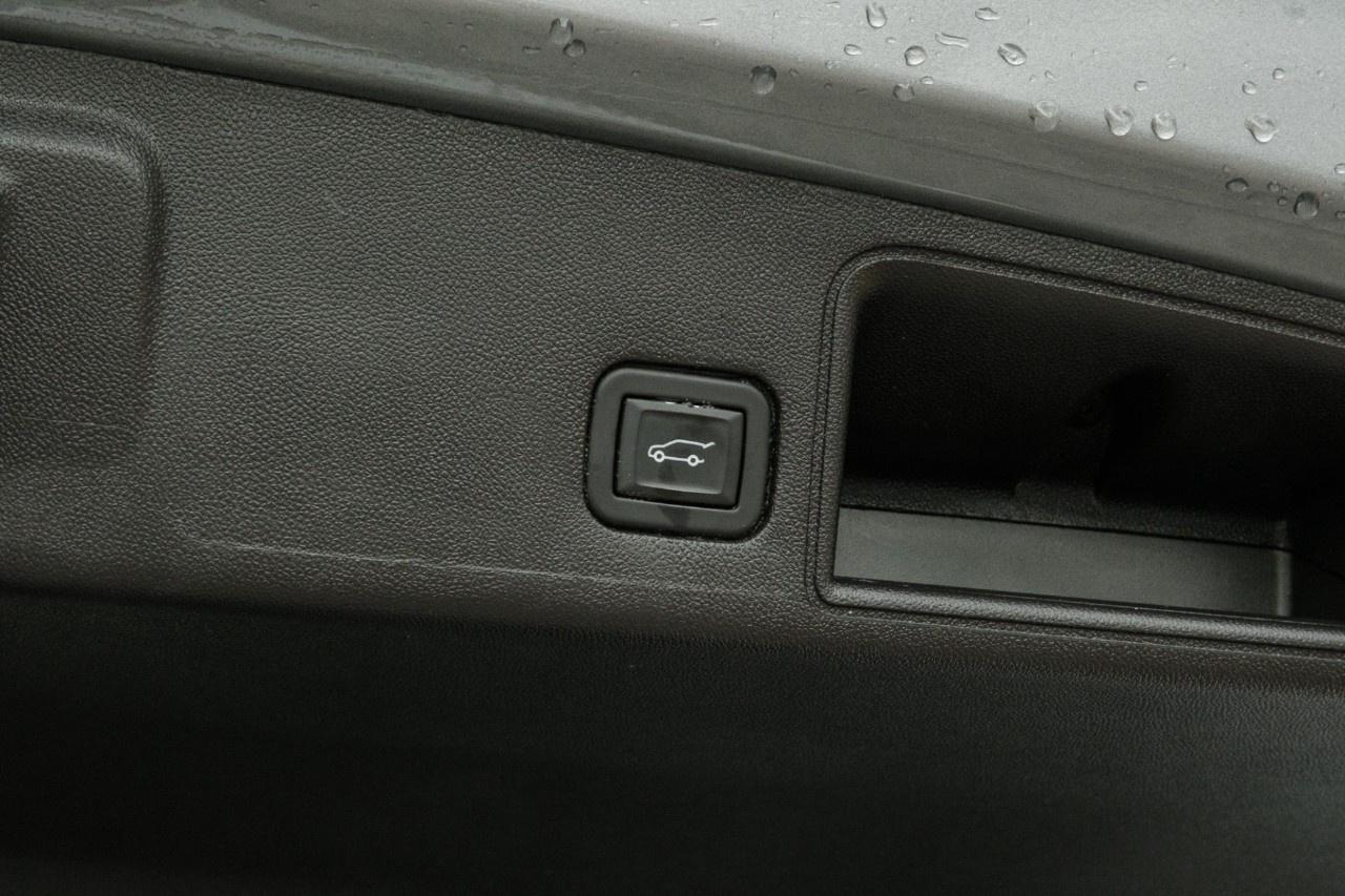 2024 GMC Terrain AWD AT4 Photo