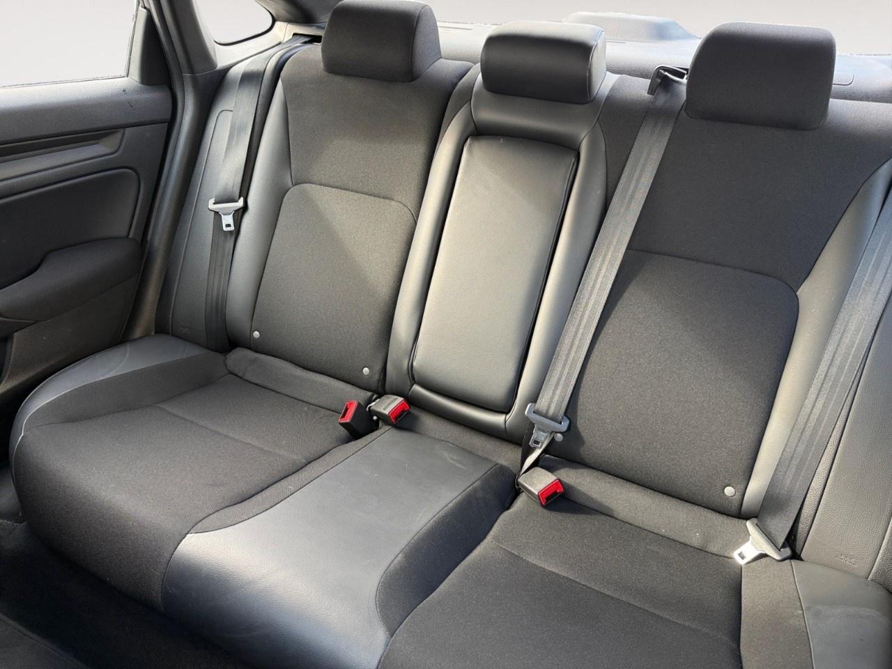2022 Honda Civic Sedan SPORT CVT SEDAN Photo