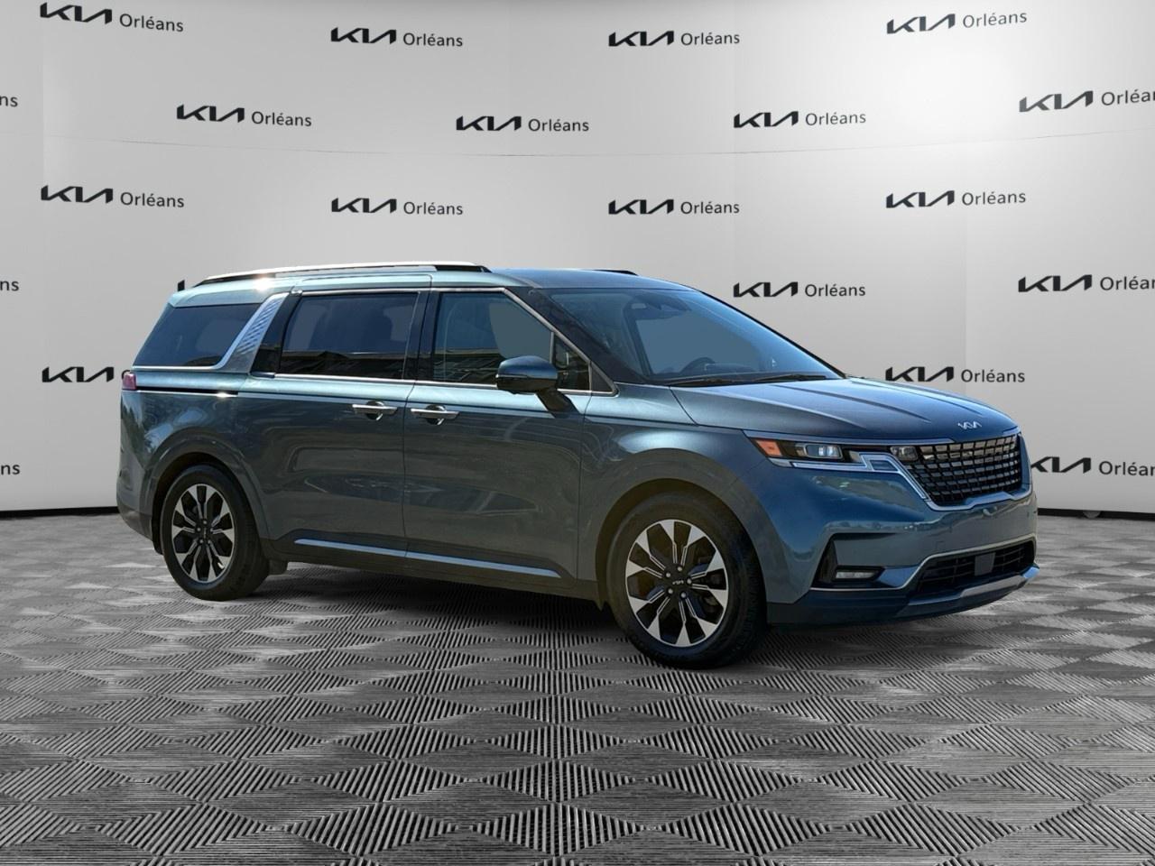2024 Kia Carnival EX  FWD Photo