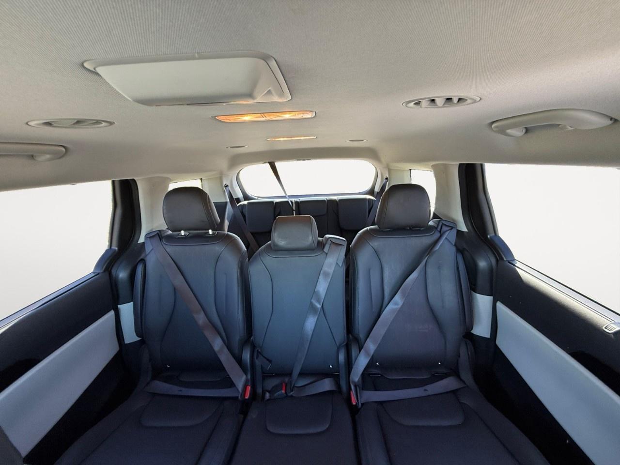2024 Kia Carnival EX  FWD Photo