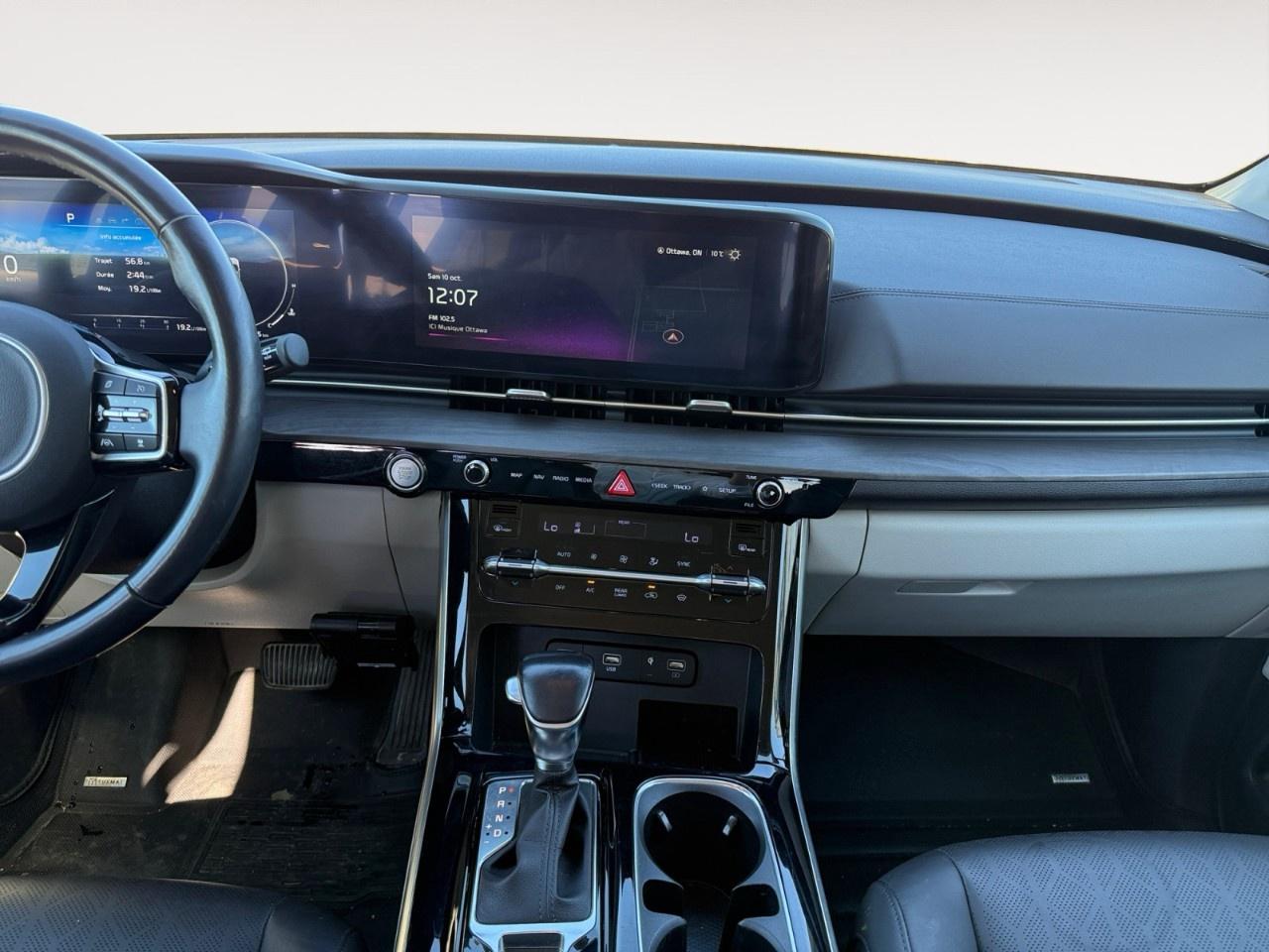 2024 Kia Carnival EX  FWD Photo