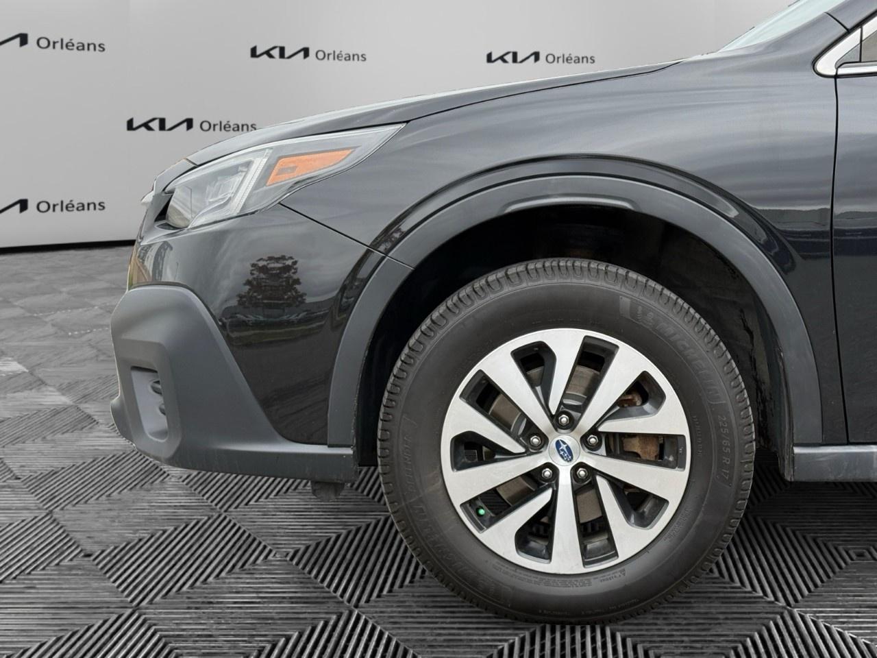 2022 Subaru Outback Touring CVT Photo