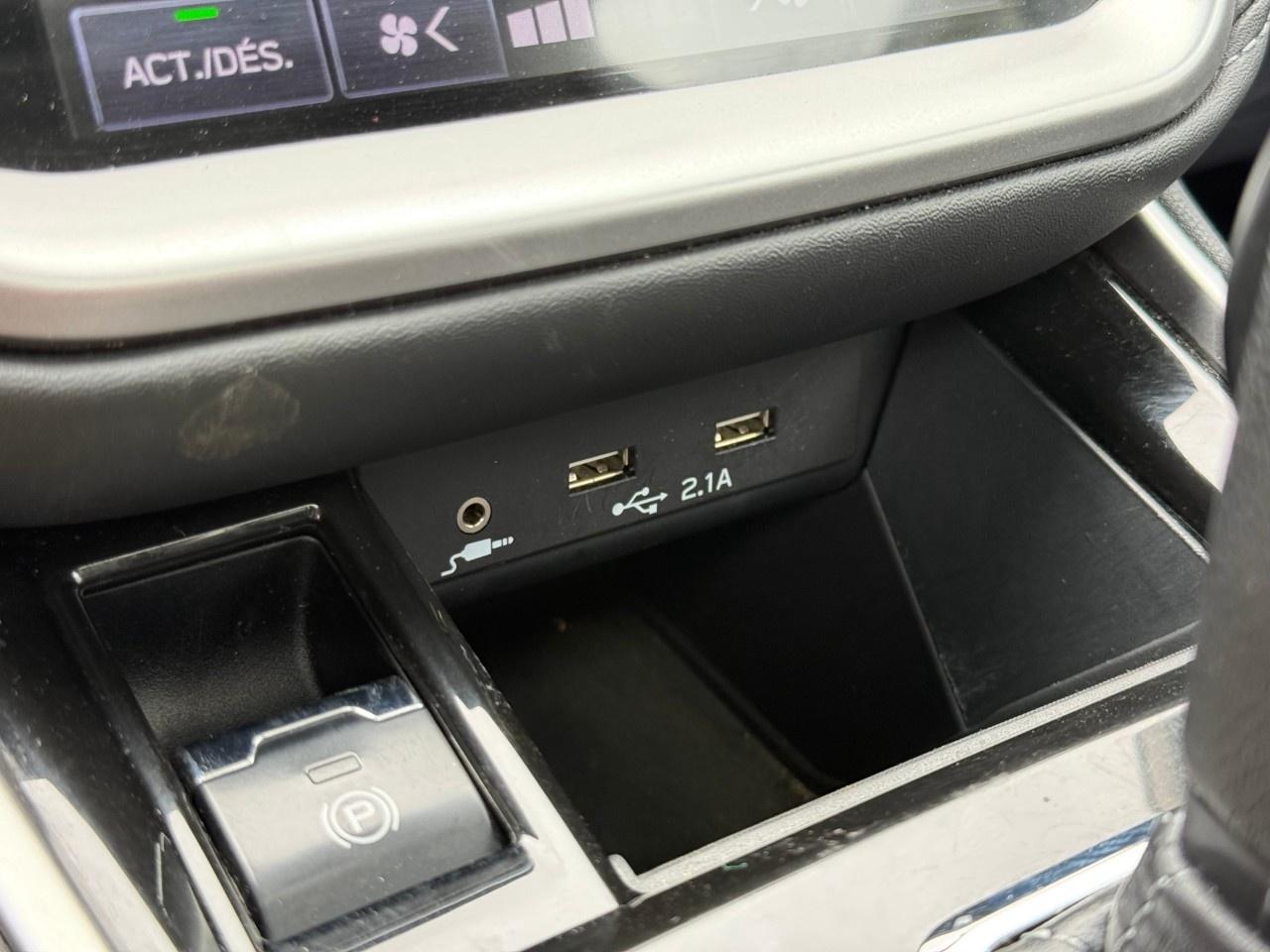 2022 Subaru Outback Touring CVT Photo