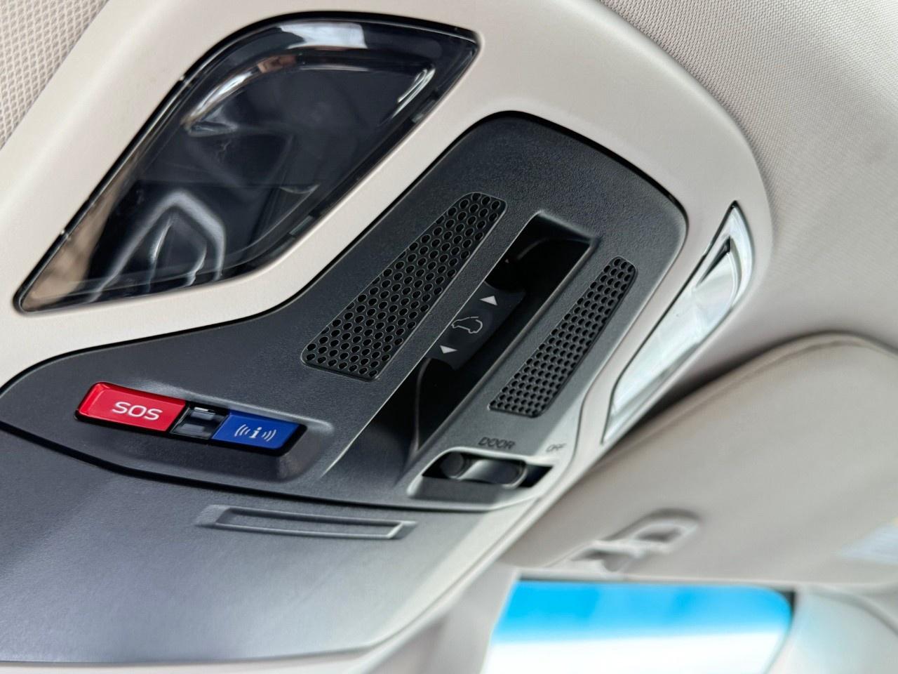 2022 Subaru Outback Touring CVT Photo