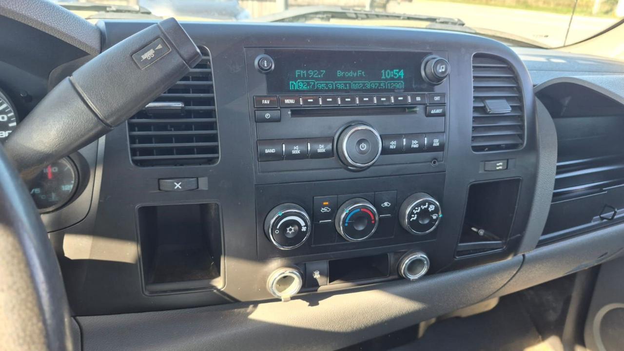 2010 GMC Sierra 1500 WT, LONG BOX, 4.8 V8, SHORT CAB, AS IS SPECIAL Photo