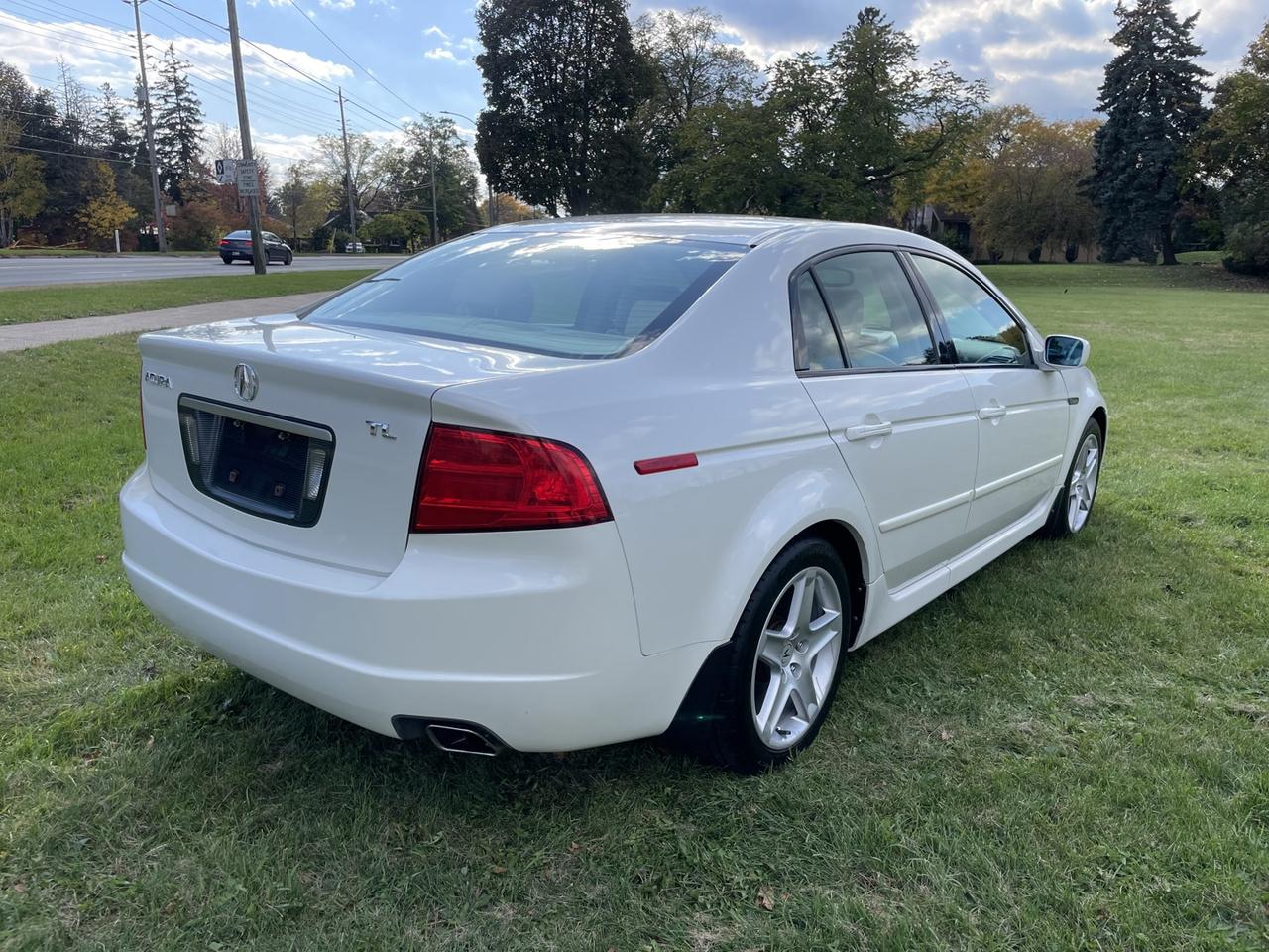 2004 Acura TL 3.2 *ONE Owner/Low Kms Photo