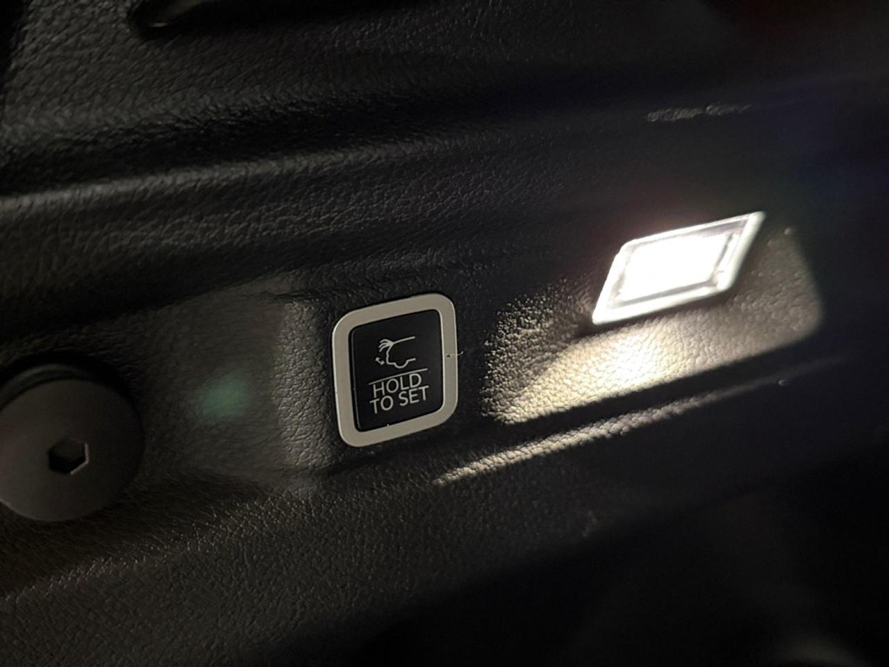 2021 Jeep Grand Cherokee L ALTITUDE 4X4 Photo