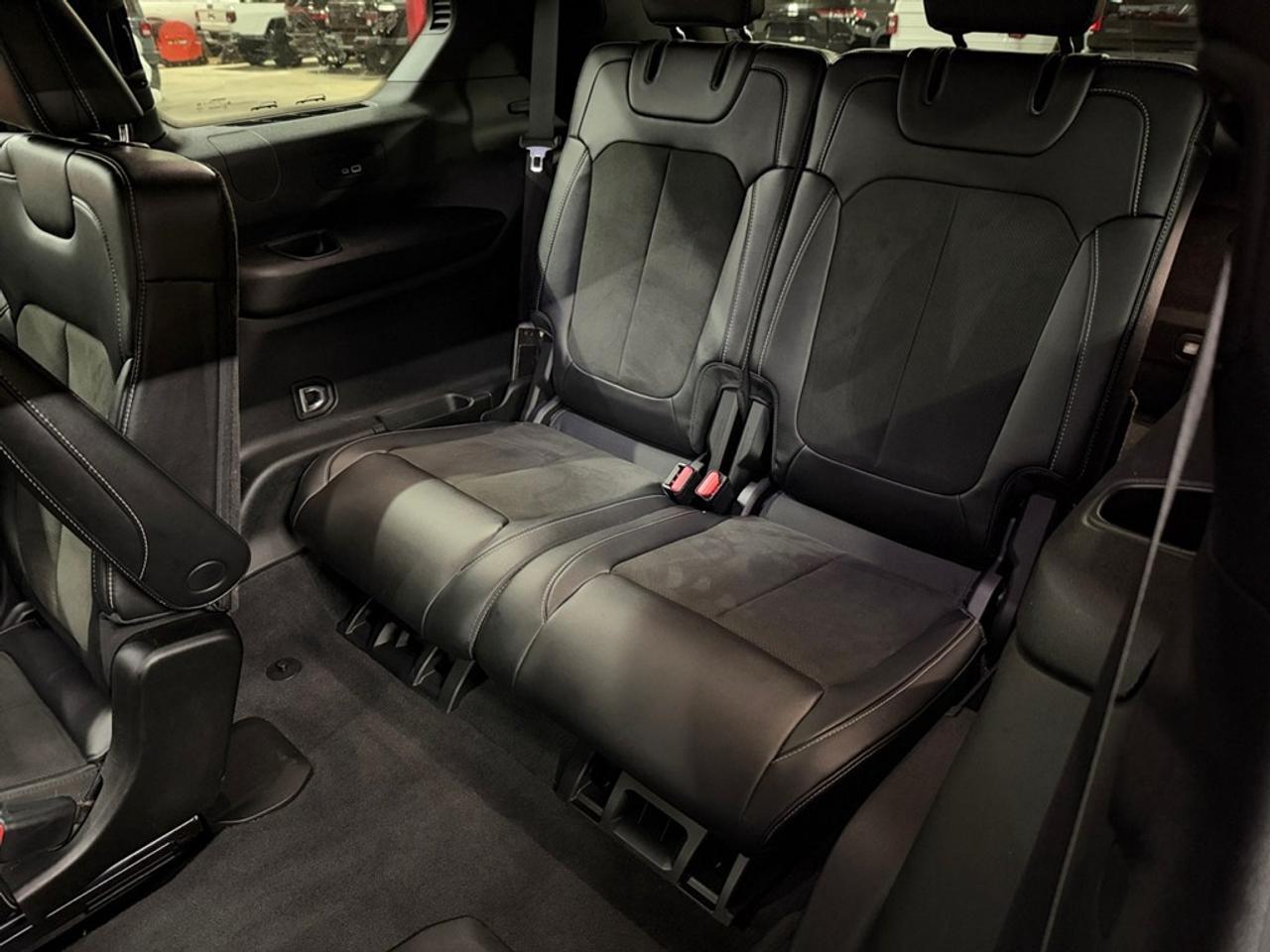 2021 Jeep Grand Cherokee L ALTITUDE 4X4 Photo